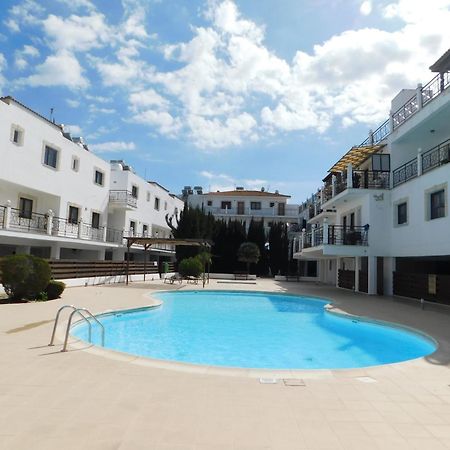 Paramount Gardens Resorts C202 Larnaca Exterior foto
