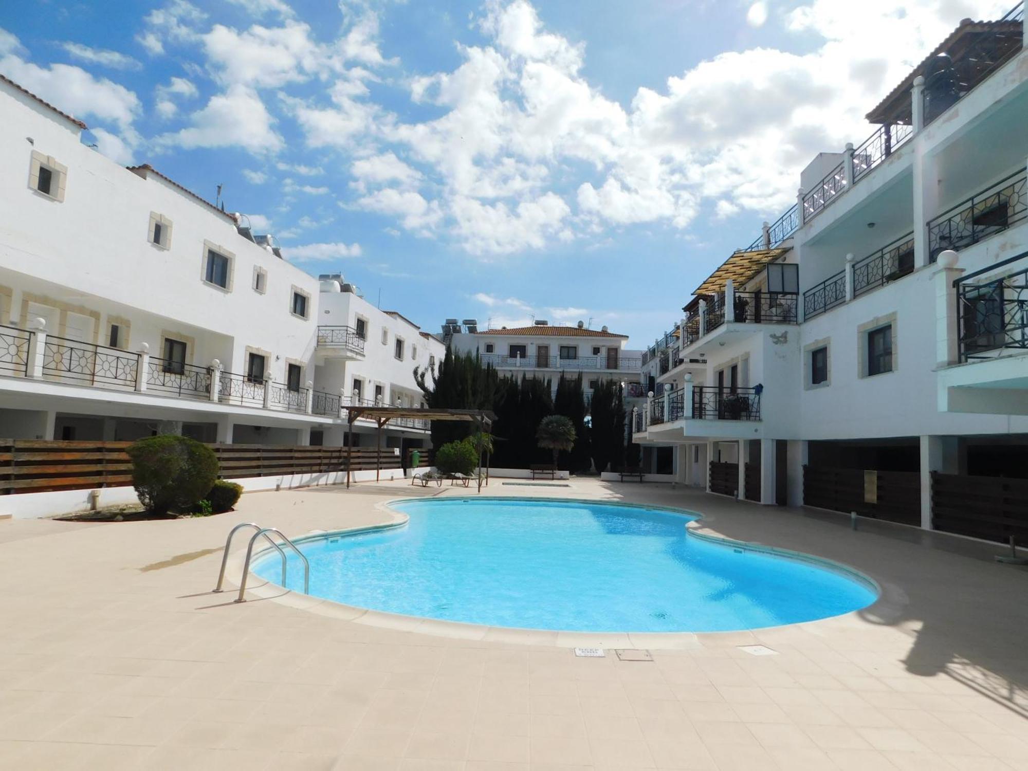Paramount Gardens Resorts C202 Larnaca Exterior foto